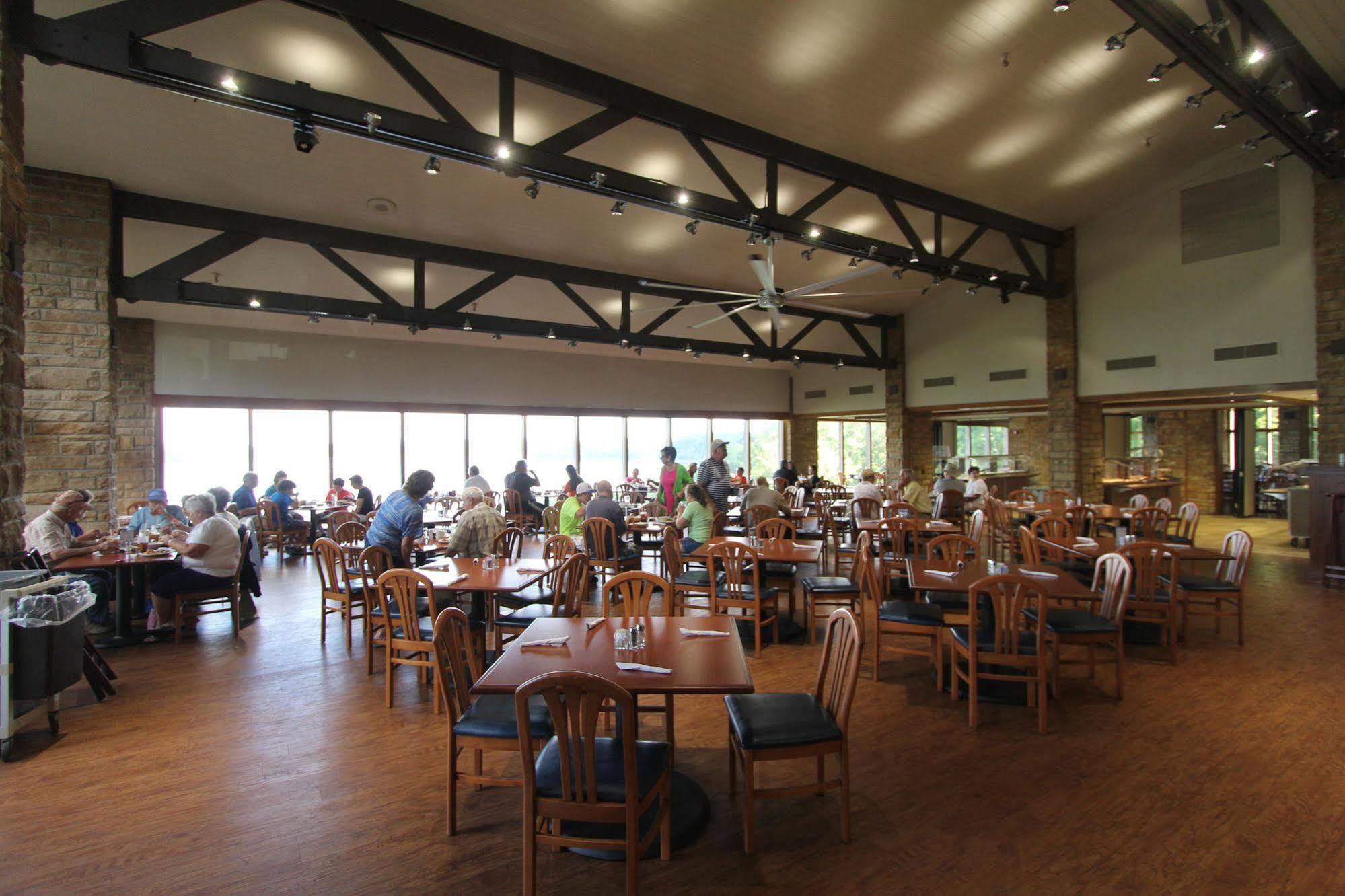 Lake Cumberland State Resort Park Jamestown 외부 사진